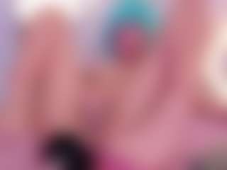 Live cam show with zoee-Evanss - College Latina on Camsoda | colombia