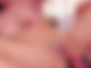Live cam show with zoee-Evanss - New Shaved Pussy on Camsoda