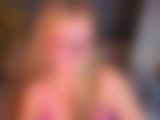 Live cam show with Alessia-Lee5 - Flashing on livesuperchat.net