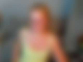 Live cam show with Alessia-Lee5 - Upskirt on fapnchat