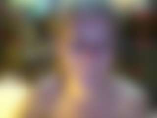 Live cam show with Marian-bailey7 - Gamer Curvy on Dolls Live