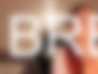 Pokaz na żywo z Di-Bunny - Tease Red Hair na Camsoda