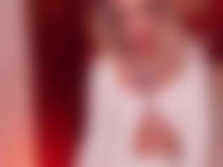 EllaMinx's Live Sex Cam Show