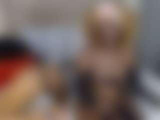 emmiehot's Live Sex Cam Show