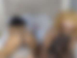 Live cam show with emmiehot - Squirt on CamClone