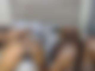 Live cam show with emmiehot - Lovense on Hubzter Live