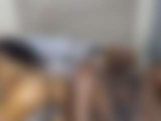 Live cam show with emmiehot - Dildo Or Vibrator on Hubzter Live