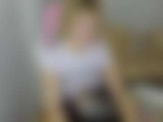 MiaCurlss's Live Sex Cam Show