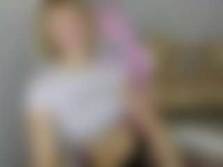 MiaCurlss's Live Sex Cam Show