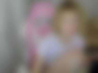 MiaCurlss's Live Sex Cam Show