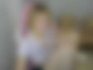 Live cam show with MiaCurlss - Blonde Hair Fetish on livesuperchat.net