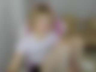 MiaCurlss's Live Sex Cam Show