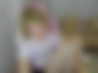 MiaCurlss's Live Sex Cam Show