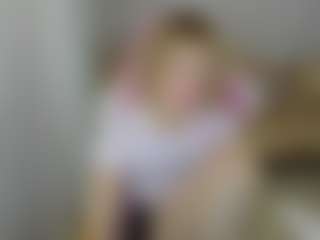 MiaCurlss's Live Sex Cam Show