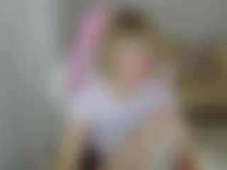 MiaCurlss's Live Sex Cam Show