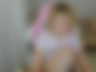 MiaCurlss's Live Sex Cam Show