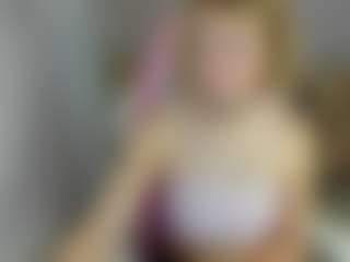 MiaCurlss's Live Sex Cam Show