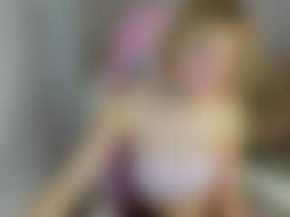 MiaCurlss's Live Sex Cam Show