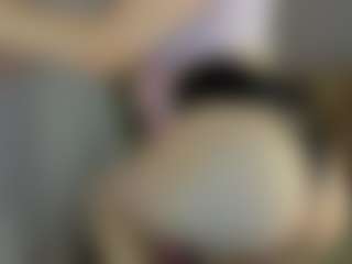 MiaCurlss's Live Sex Cam Show