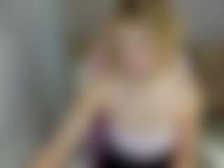 MiaCurlss's Live Sex Cam Show