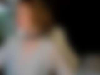 MiaCurlss's Live Sex Cam Show