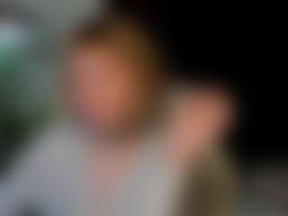MiaCurlss's Live Sex Cam Show