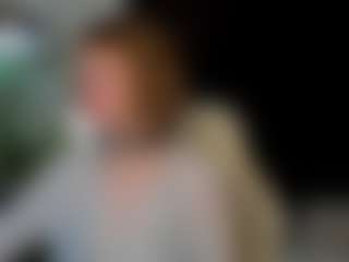MiaCurlss's Live Sex Cam Show