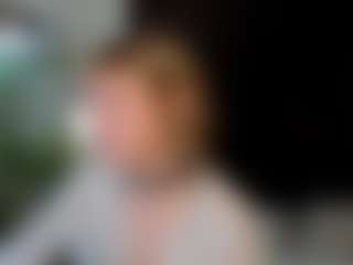 MiaCurlss's Live Sex Cam Show