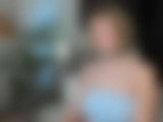 MiaCurlss's Live Sex Cam Show