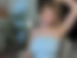 MiaCurlss's Live Sex Cam Show