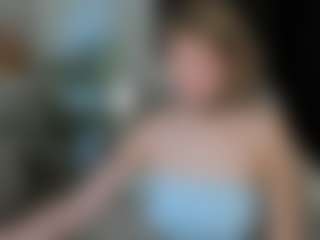 MiaCurlss's Live Sex Cam Show