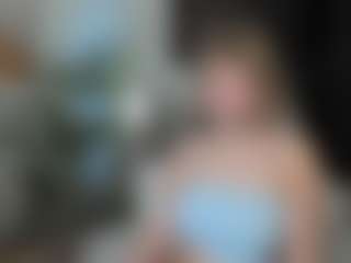 MiaCurlss's Live Sex Cam Show