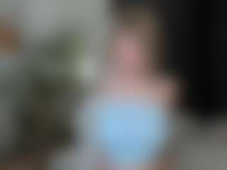 MiaCurlss's Live Sex Cam Show