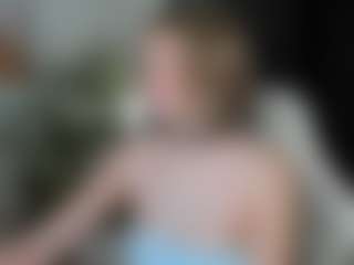 MiaCurlss's Live Sex Cam Show