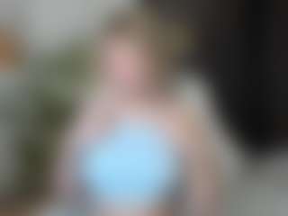 MiaCurlss's Live Sex Cam Show