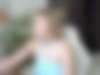 MiaCurlss's Live Sex Cam Show