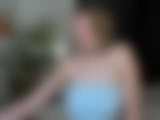 MiaCurlss's Live Sex Cam Show