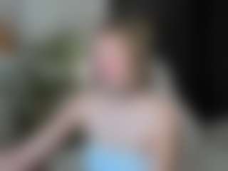 MiaCurlss's Live Sex Cam Show