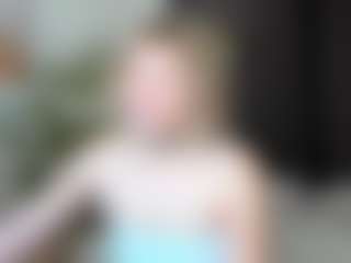 MiaCurlss's Live Sex Cam Show