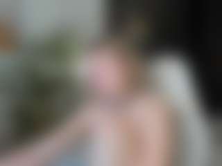MiaCurlss's Live Sex Cam Show