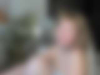 MiaCurlss's Live Sex Cam Show