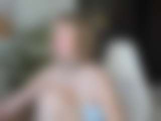 MiaCurlss's Live Sex Cam Show
