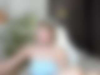 MiaCurlss's Live Sex Cam Show