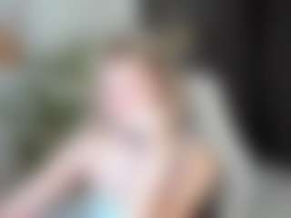 MiaCurlss's Live Sex Cam Show