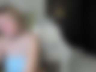 MiaCurlss's Live Sex Cam Show