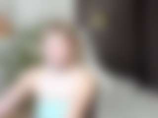 MiaCurlss's Live Sex Cam Show