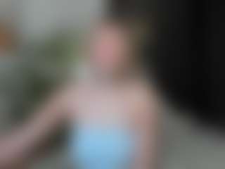 MiaCurlss's Live Sex Cam Show