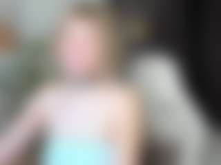 MiaCurlss's Live Sex Cam Show