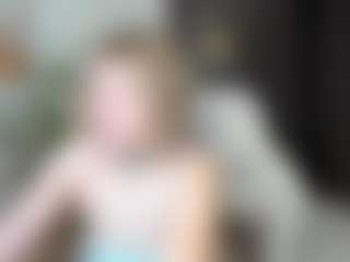 MiaCurlss's Live Sex Cam Show
