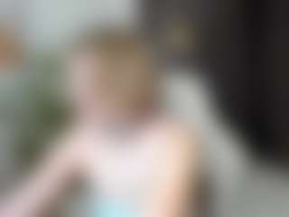 MiaCurlss's Live Sex Cam Show
